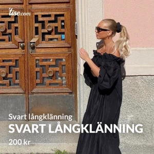 Svart långklänning  - Svart långklänning från HM i stl.S.