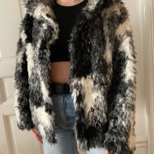 Zara - Vinterjacka från Zara, använd ett fåtal gånger. 