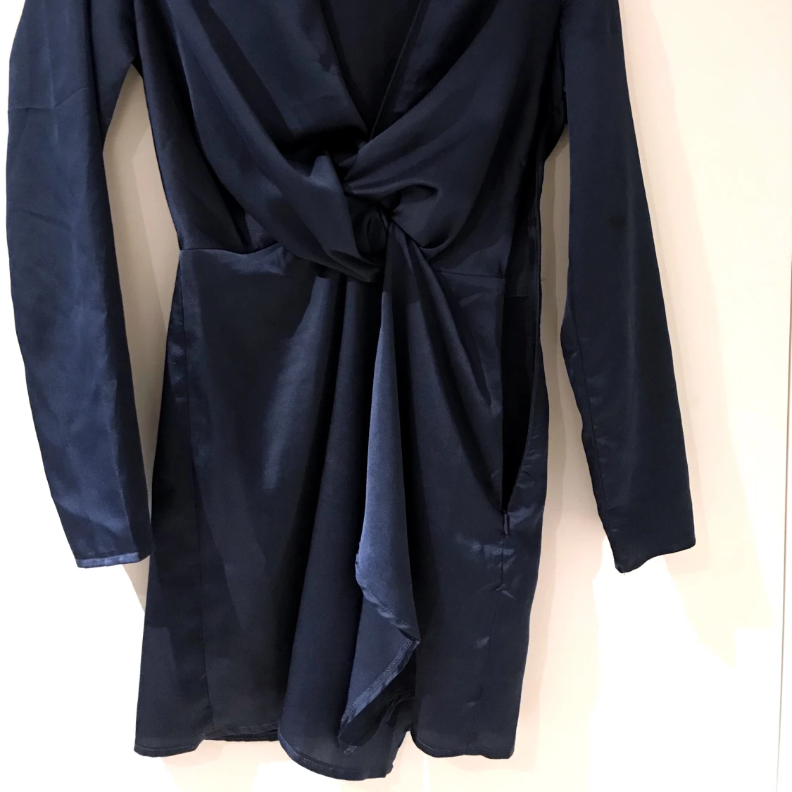 Marinblå siden klänning, strl 36 - 90