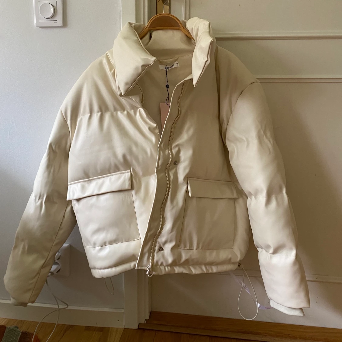 Skitsnygg jacka från missguided, oanvänd!!