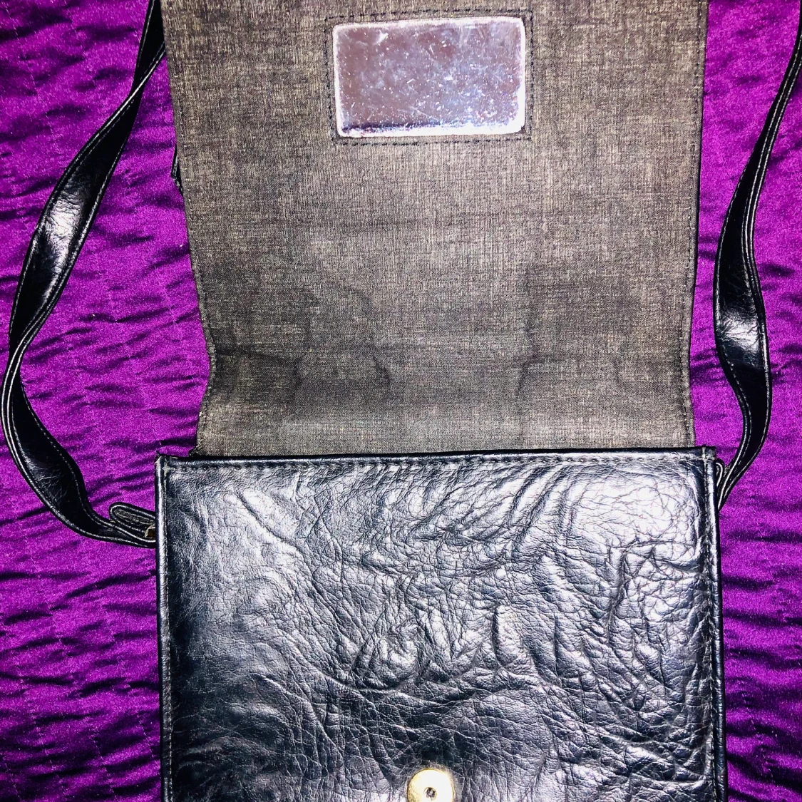 Svart superpraktisk skinnväska - 91