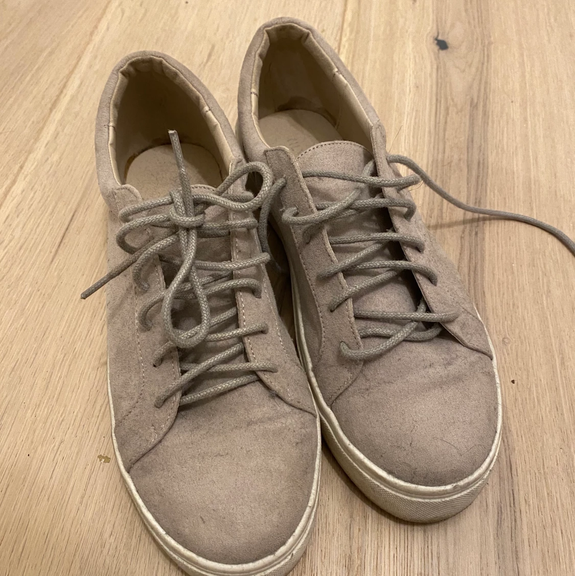 Beige mocka sneakers - 90