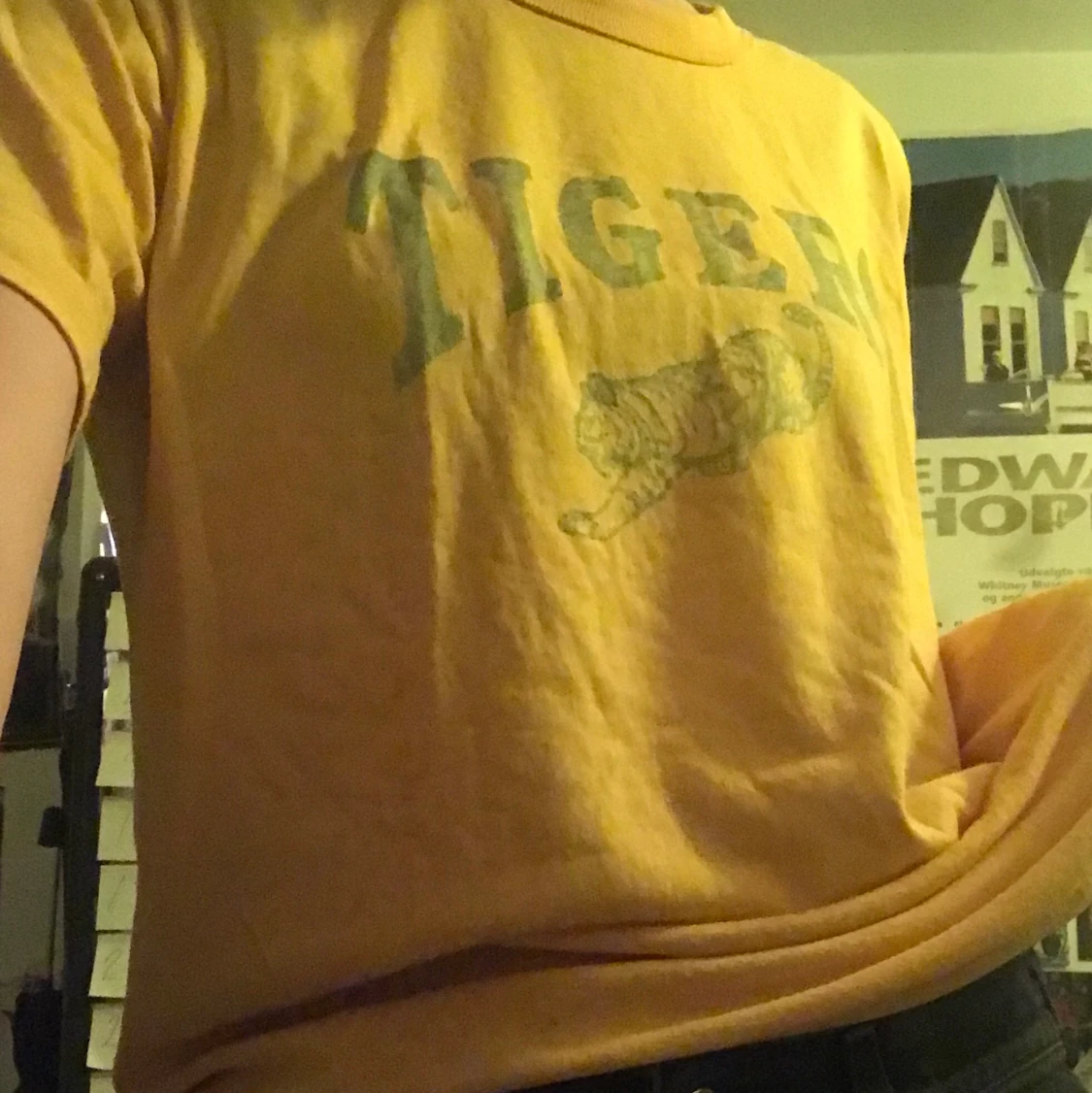 Cool gul tröja med text - 90