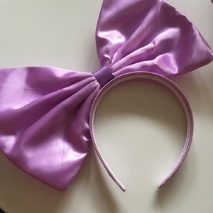 Dolly style accessoarer  - Säljer ds accessoarer. Hör av om ni är intreserad eller har någon fråga! Dom kostar mellan 40-100kr 💓