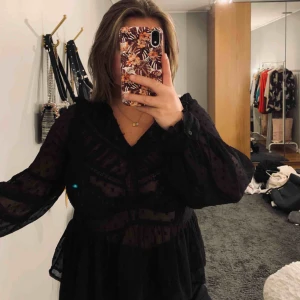  - Super fin festtopp från Zara!