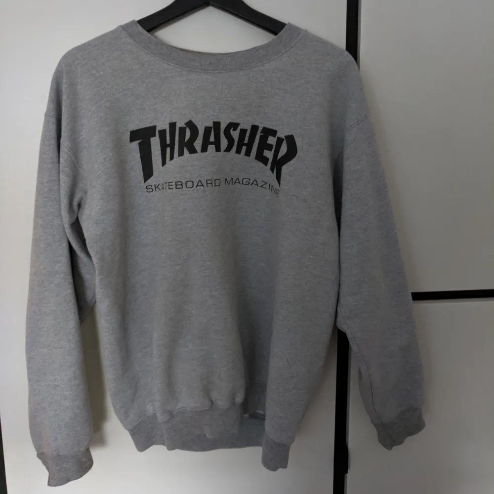 Äkta thrasher hoodie. S, skulle nog även passa M. Jättefint skick.. Hoodies.