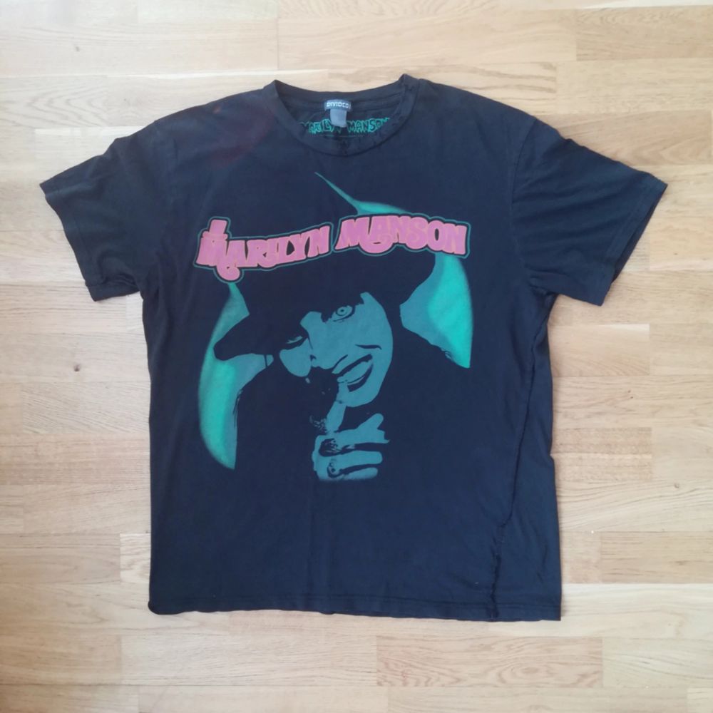 Marilyn Manson T-shirt !!! Post included.. T-shirts.