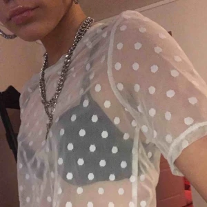  - Tröja från monki! 50kr + 42kr frakt