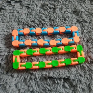 Fidget  - Två olika färgade fidgets 