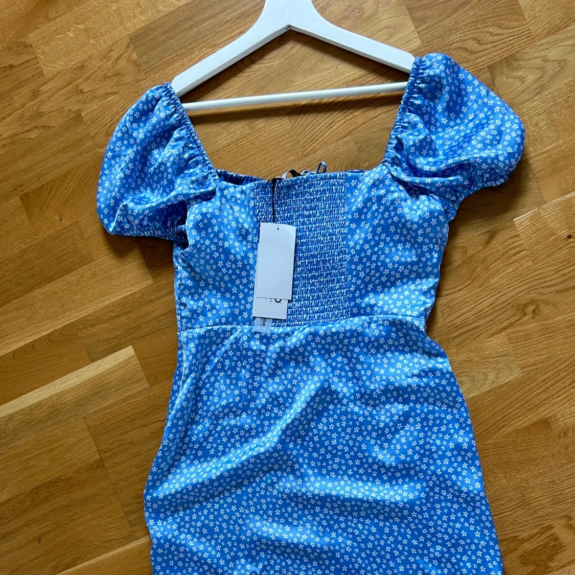 Sanna järnvik X NA-KD MIDSOMMAR - 93