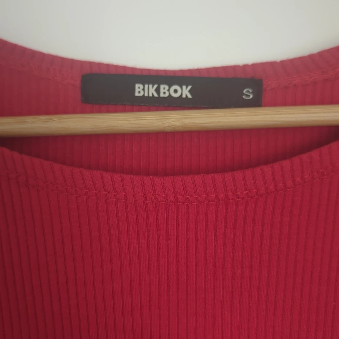 Ribbad klänning  - 90