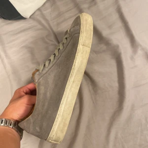 Mocha skor - Snygga sommarskor från skolyx använda en sommar så mycket kvar att ge! Köpta 1200 