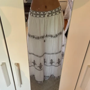 Maxikjol Zara -  maxikjol från zara i superskick!