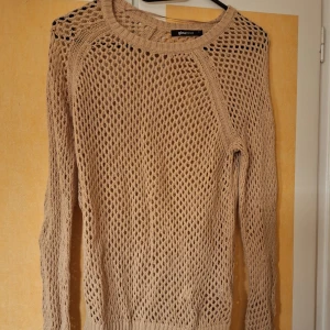 Tröja  - Tröja från gina. Inga defekter. 