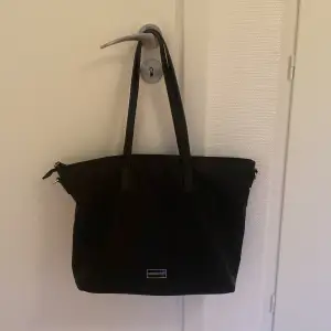 En stor bra väska!💗