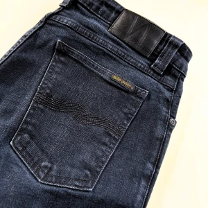 Nudie Jeans  - Använda någon enstaka gång. Storlek 29/32! Sprillans ny dragkedja. 