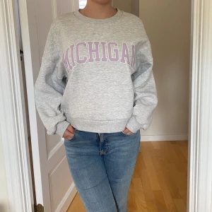 Tjock tröja  - Tjocktröja, jätte fin och skön