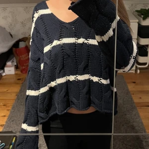 Zara stickad tröja - Storlek S, nyskick