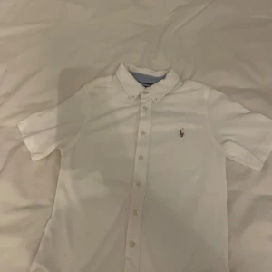Polo ralph lauren pike - Ja säljer den här polo piken för att den inte kommer till andvänding skick 9/10⭐️ priset kan diskuteras👍