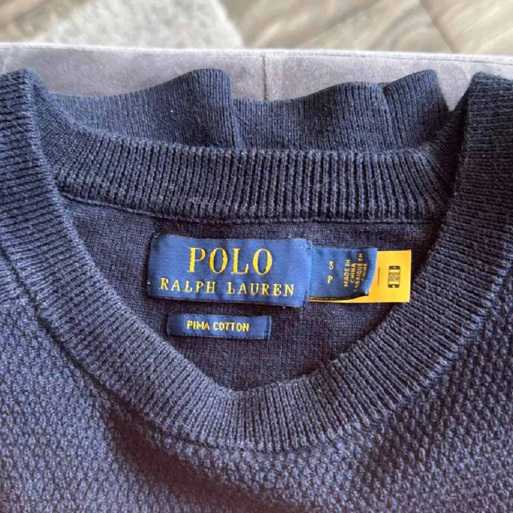 Ralph lauren sweatshirt i pima cotton. Bra skick utan defekter, storlek Small men passar även xs. Nypris 1900kr. Vid ytligare frågor kontakta mig.. Hoodies.