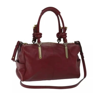 Chloe väska - Ursprung: Rumänien   Material: läder Tillbehör: dammpåse och garantikort