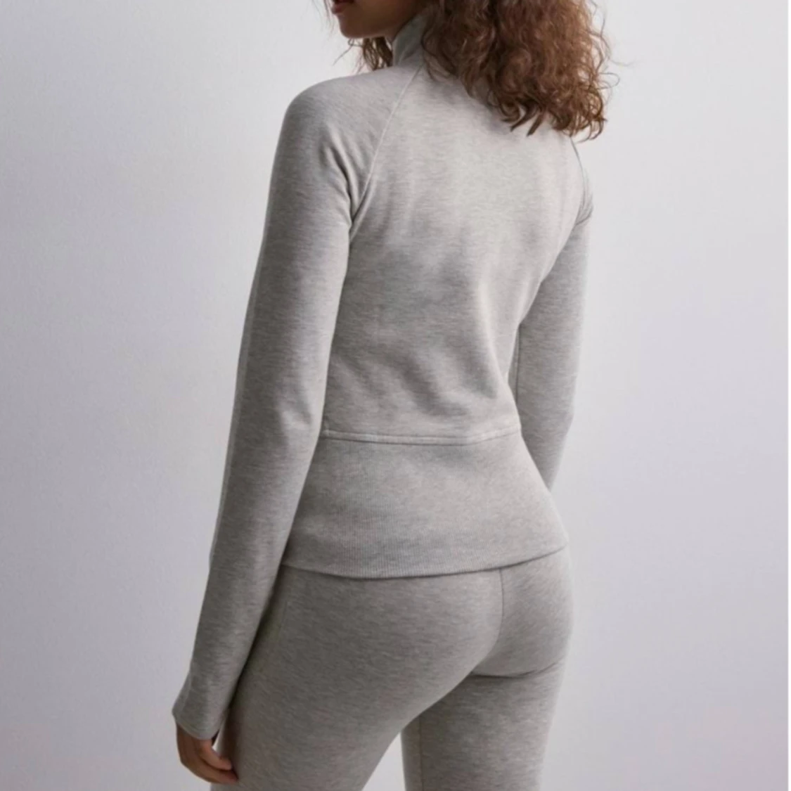 Grå set nelly - 90