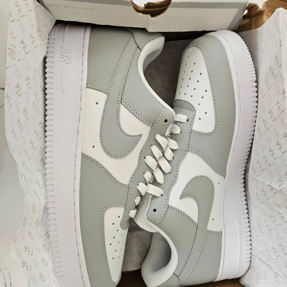 Nike airforce Grå