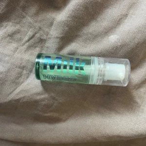 Milk Makeup Hydro Grip Primer - ungefär halva finns kvar 