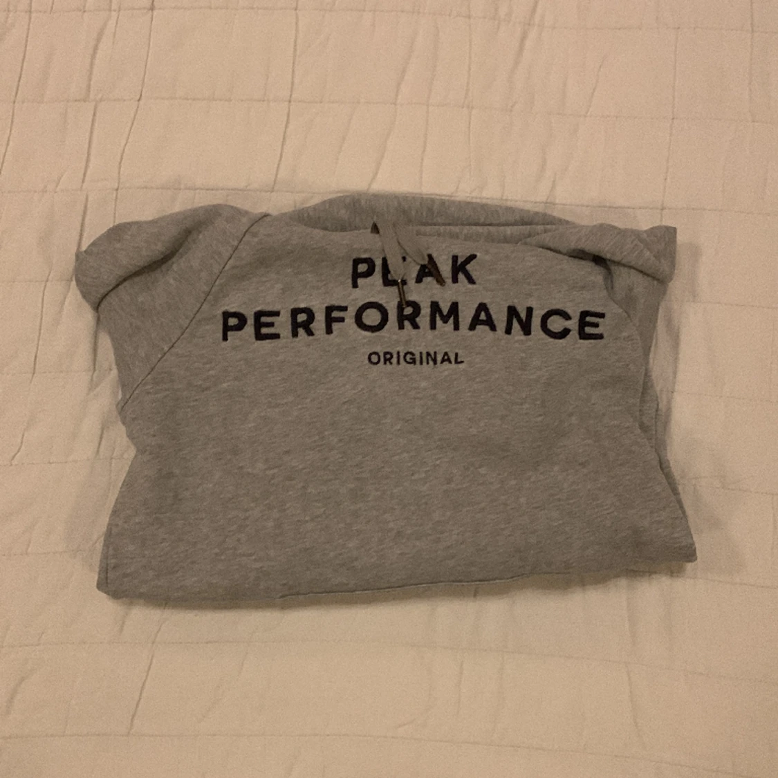 Peak Preformance Hoodie - 90