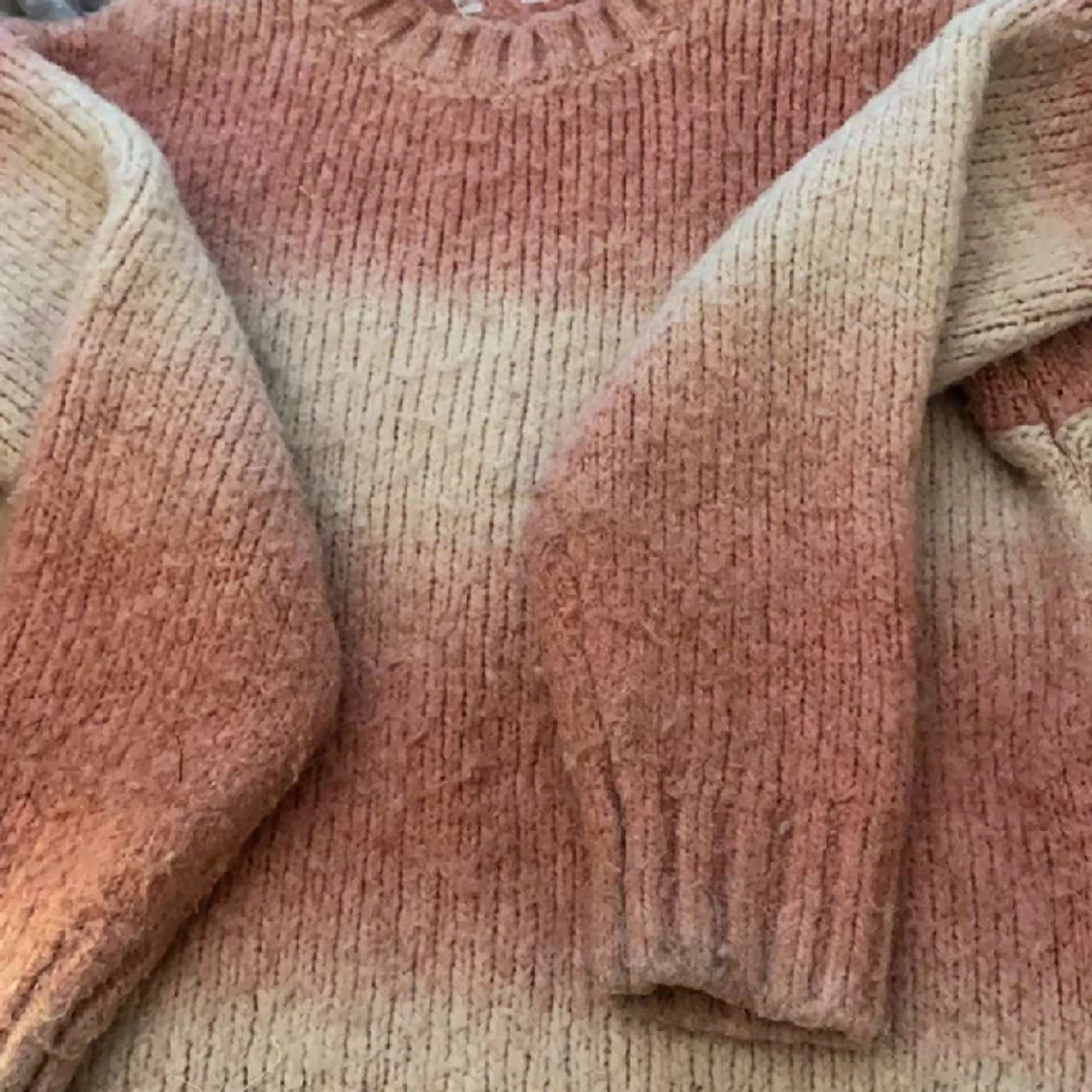 Stickad tröja - 91