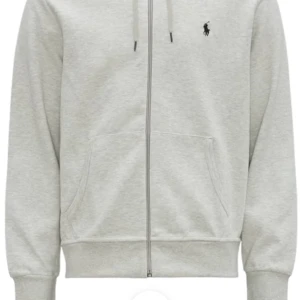 Polo Ralph Lauren tröja - Tja! Säljer nu min Polo tröja då jag inte längre har en användning utav den. Tröjan är i princip ny använd max 5 gånger. Storlek XL passar även L. Priset kan diskuteras vid snabb affär. Mvh 