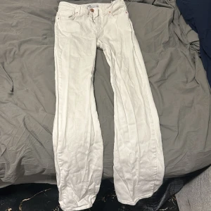 Byxor  - Bra skick, lågmidjade 