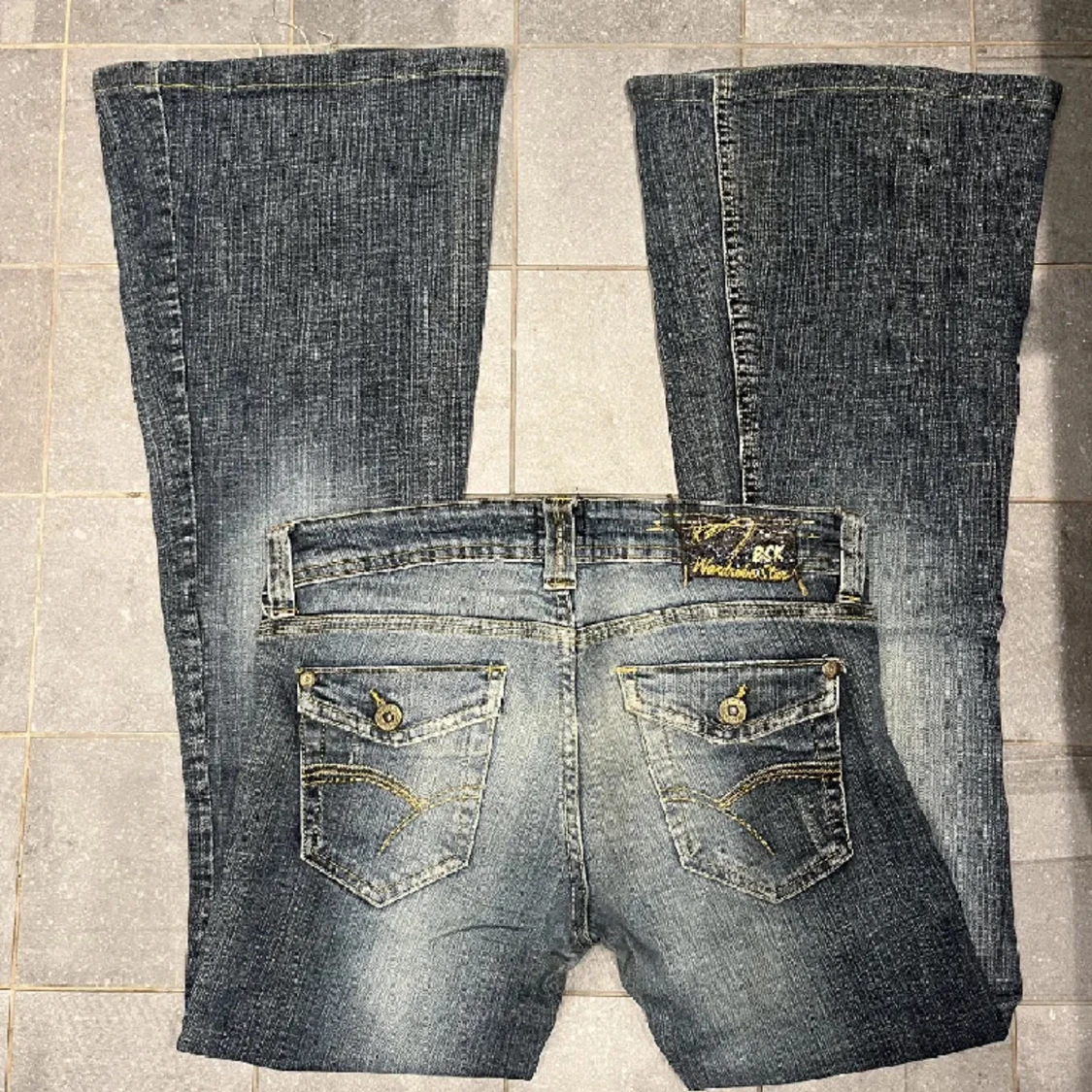 Lågmidjade bootcut jeans - 91