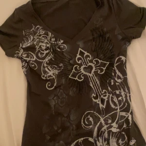 Fin tröja - Snygg ny t-Shirt andvänt 1 gång och tvättad💖 storlek S!