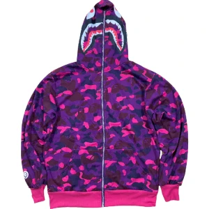 Bape Shark Hoodie  - Lila / Rosa Bape zipup huvtröja. Storlek M, ej äkta. Ställ gärna frågor!😊