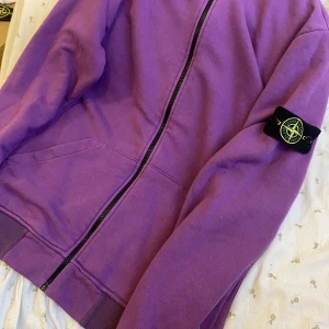  Stone Island Zip hoodie  - size L, in a good condition