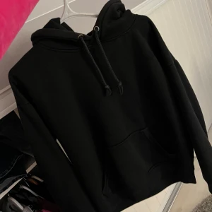 Bikbok hoodie - Skönaste hoodien, Från bikbok!! i storlek S 🖤Välanvänd men i fint skick!! 