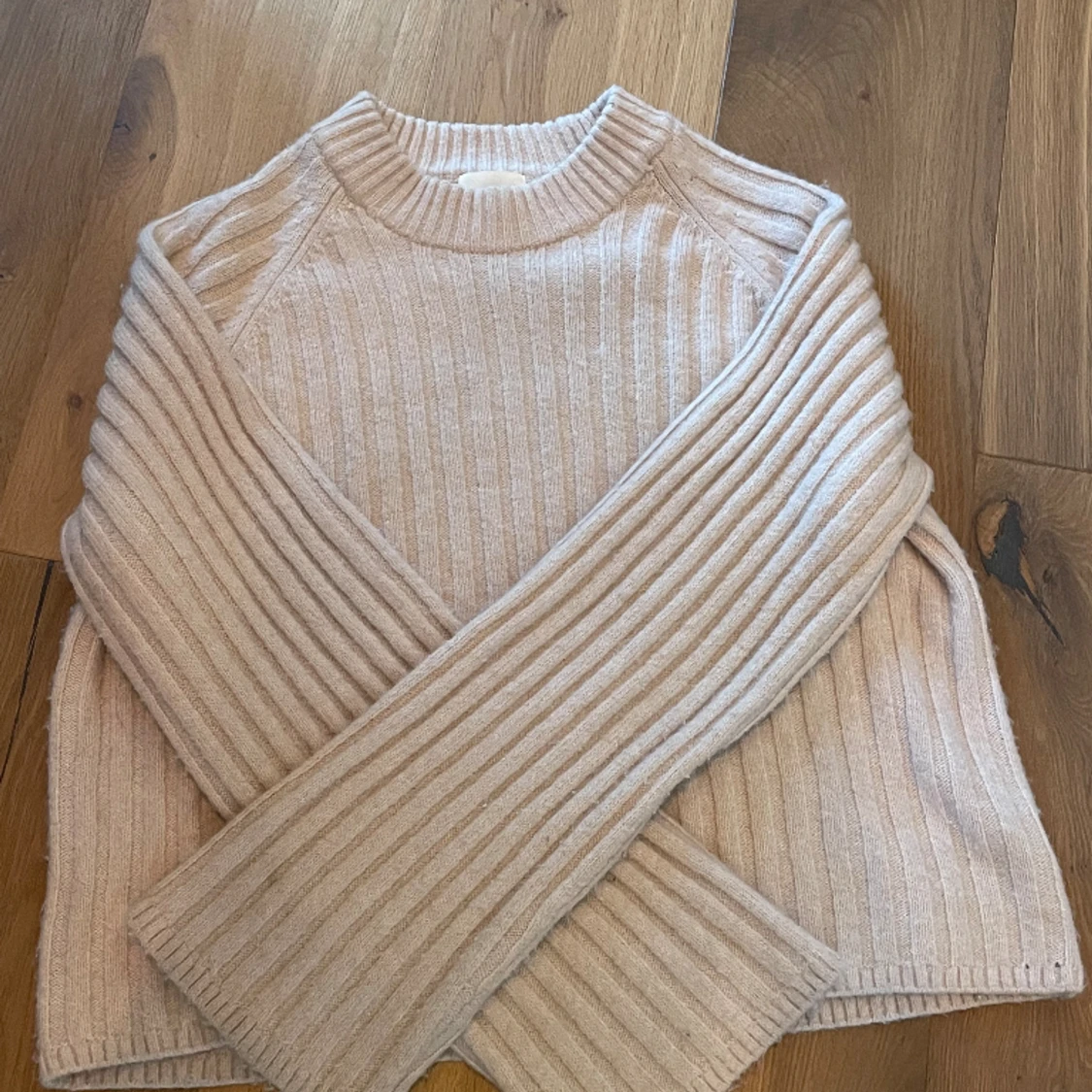 Mysig stickad tröja