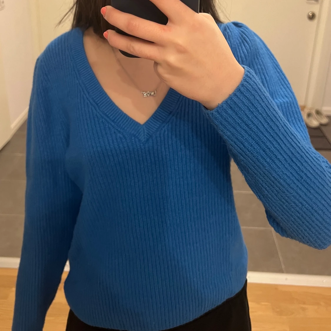 Blå tröja  - 90