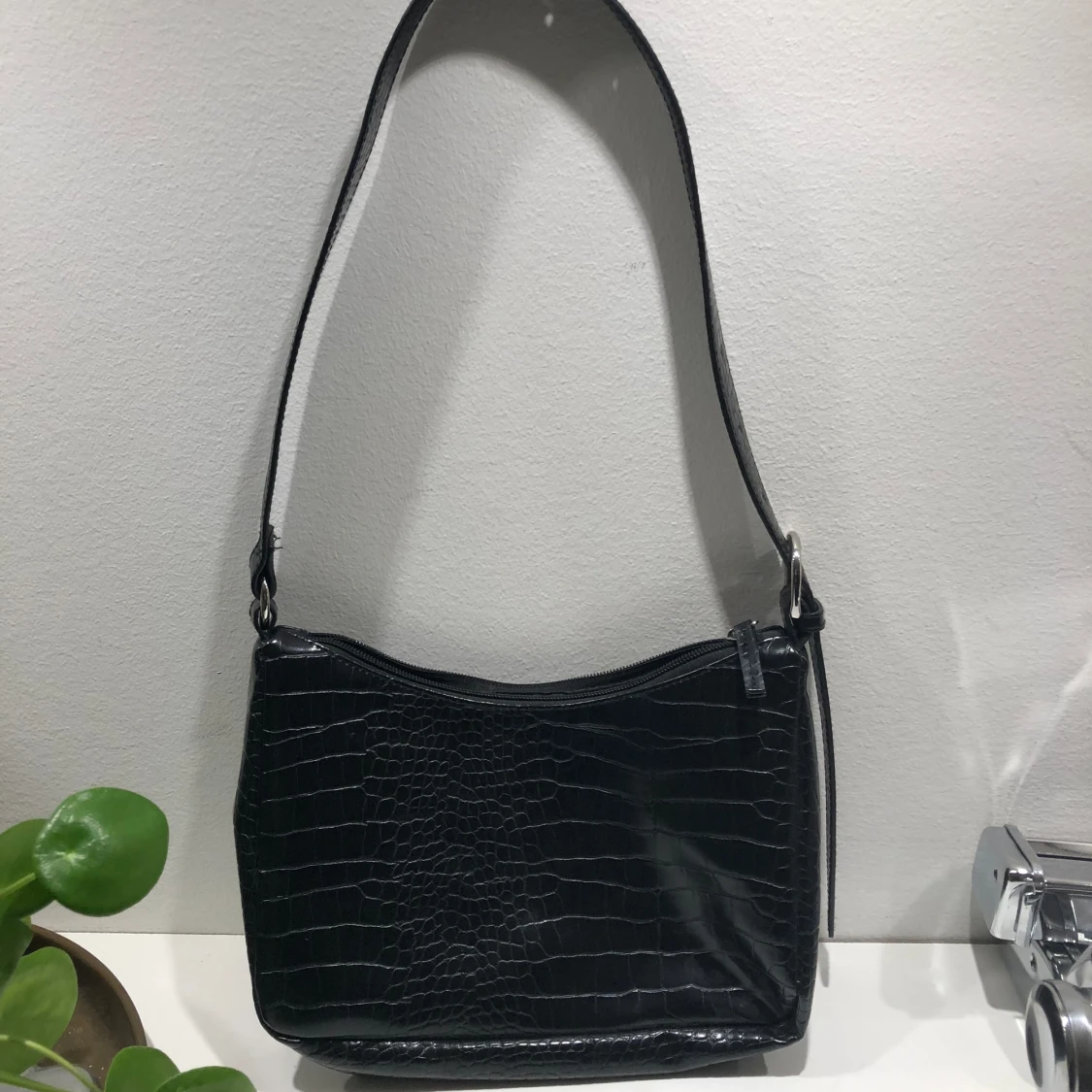 Monki svart handväska - 91