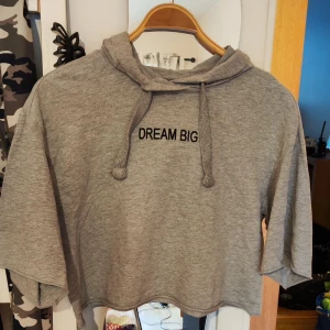 Tröja  - I Jättefint skick. Stl S 