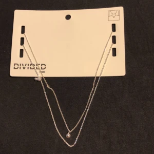 Divided halsband - Oanvända, 