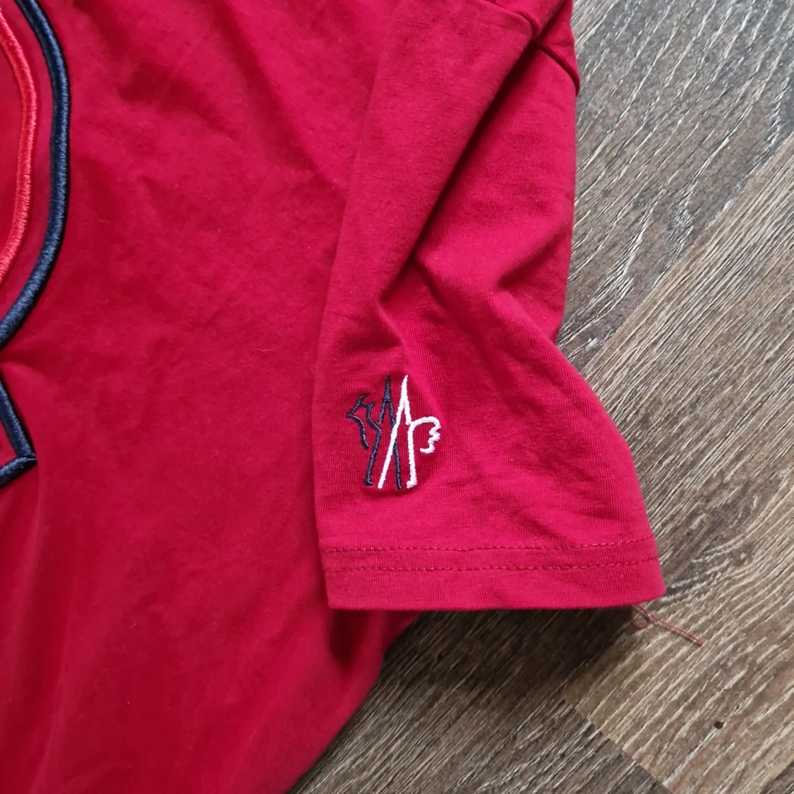 Red Moncler t-shirt short sleeve  - 91