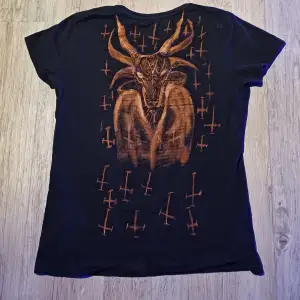Svart Custom made devil-goat t-shirt 
