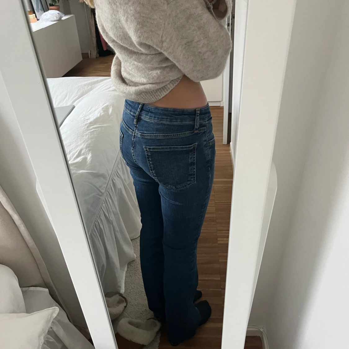 Low waisted jeans - 91