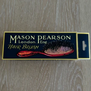 Mason Pearson hårboste - Äkta hårborste från Mason Pearson i Dark Ruby, modell BN3 💞 oanvänd! Nypris: 2100kr