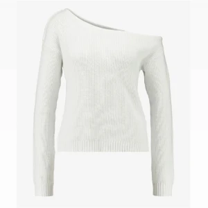Tröja - Fin tröja som är off-shoulder!🥰fint skick, skriv för egna bilder❤️