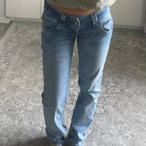Pepe jeans - Säljer dessa snygga jeans 🤍 Bra skick !  Är 158 lång 😇