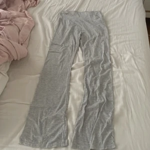 Nelly yoga pants mjukis  - As sköna Nelly yoga pants, jätte bra skick! 