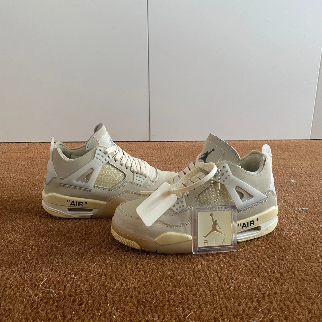 Jordan 4 off white  - 90